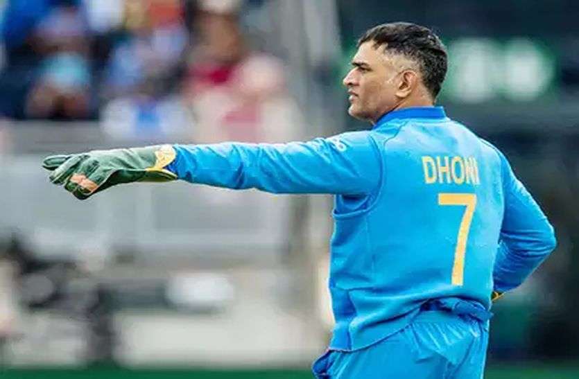 Akash Chopra Said, IPL Is No Scale For Dhoni S Return - आकाश ...