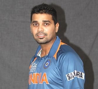 Murali Vijay (Cricketer) Height, Weight, Age, Biography, Wife ...